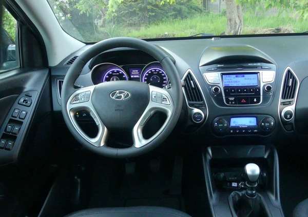 Hyundai ix35 cena 42900 przebieg: 165000, rok produkcji 2013 z Radom małe 407
